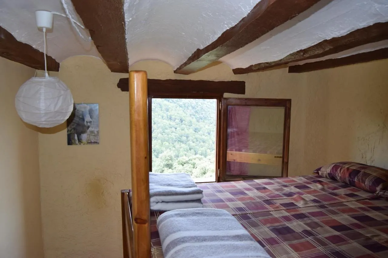 Refugi De Cortiuda Hostel Peramola 0*,